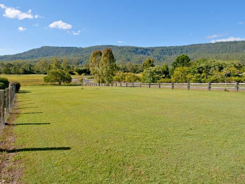 30 Wagonwheel Road, Boyland QLD 4275