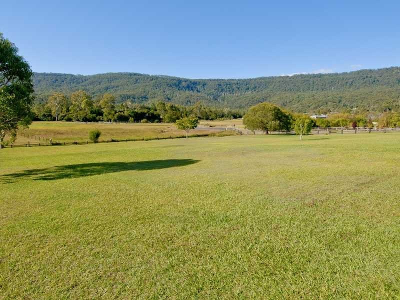 30 Wagonwheel Road, Boyland QLD 4275