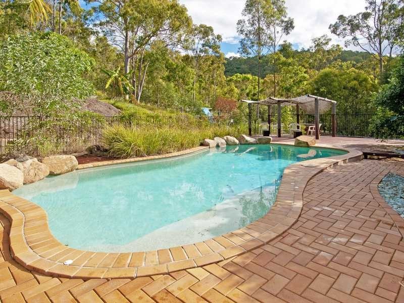 30 Armstrong Road, Belivah QLD 4207