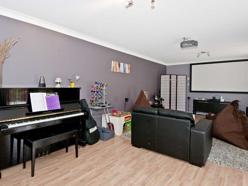 30 Armstrong Road, Belivah QLD 4207