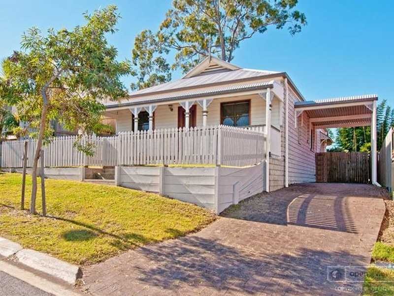 13 Benarkin close, Waterford QLD 4133