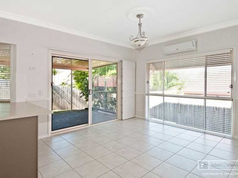 13 Benarkin close, Waterford QLD 4133