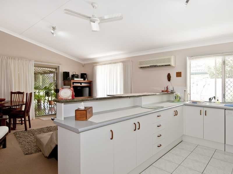 42 Allenby Crescent, Windaroo QLD 4207