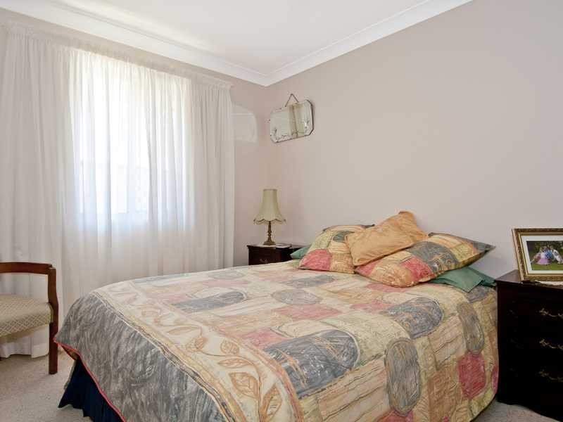42 Allenby Crescent, Windaroo QLD 4207