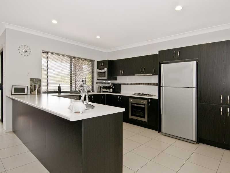 61 Shailer Road, Shailer Park QLD 4128