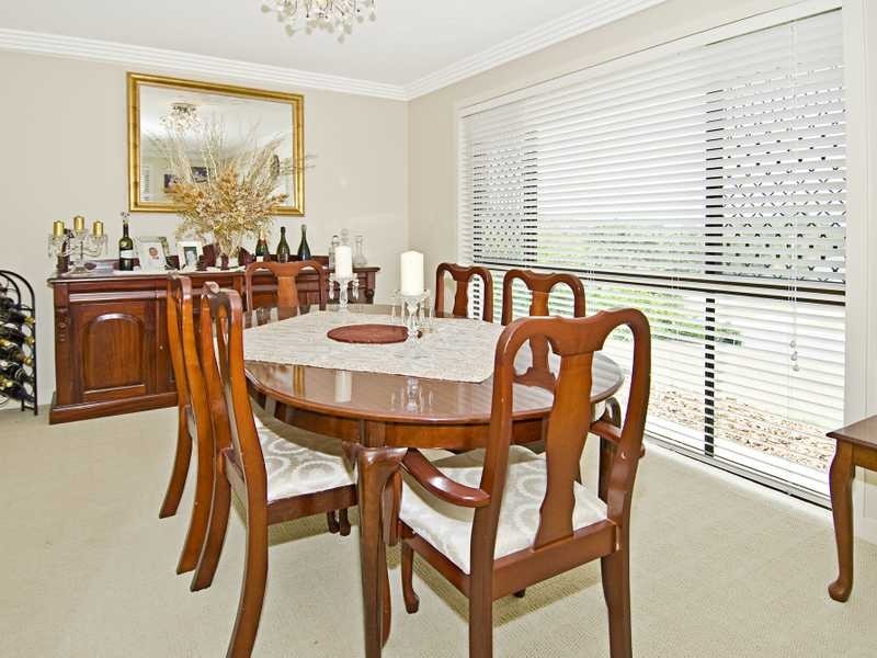 12 Wilhelm Drive, Windaroo QLD 4207
