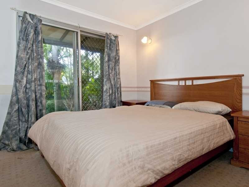18 Eskdale Street, Holmview QLD 4207