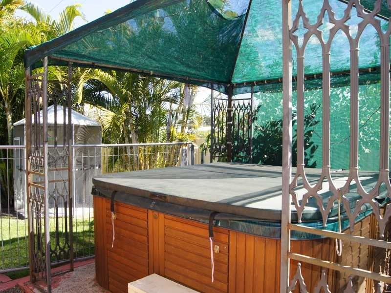 136 High Road, Waterford QLD 4133