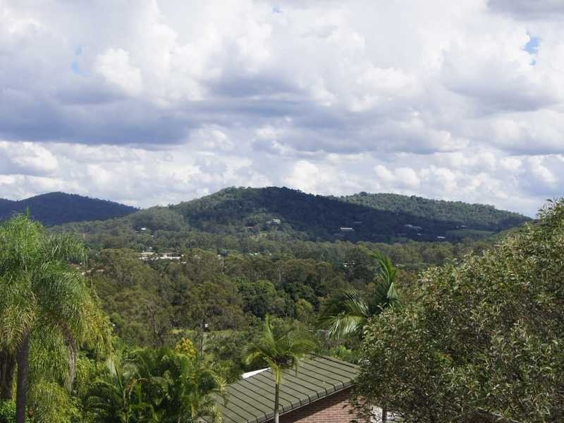 22 Lenna Court, Mount Warren Park QLD 4207