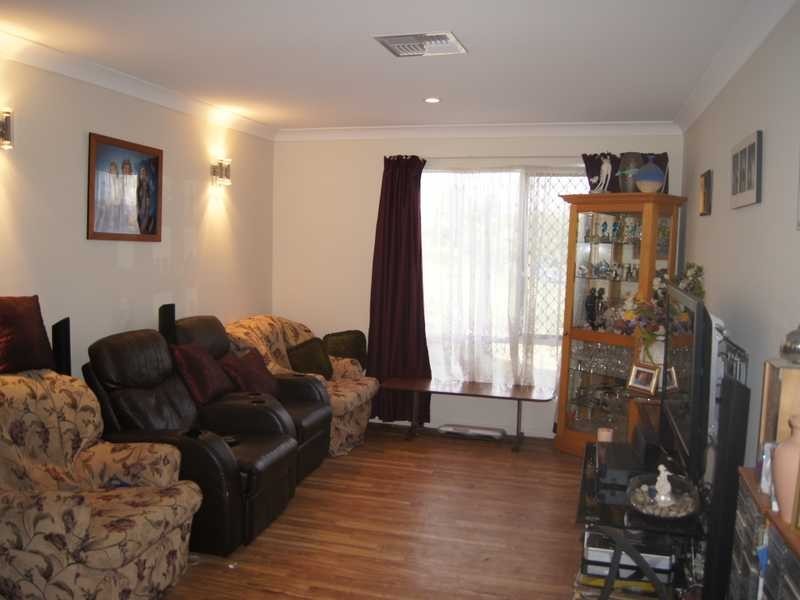 22 Lenna Court, Mount Warren Park QLD 4207