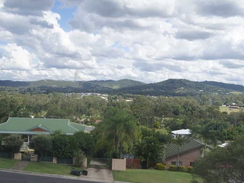 22 Lenna Court, Mount Warren Park QLD 4207