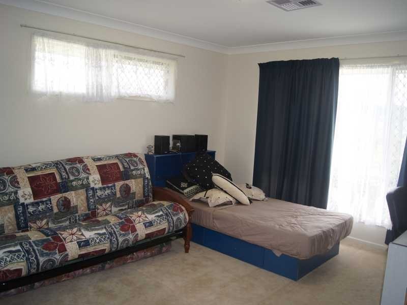 22 Lenna Court, Mount Warren Park QLD 4207