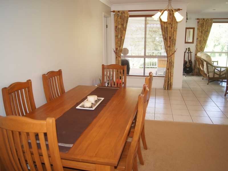 34 Allenby Crescent, Windaroo QLD 4207