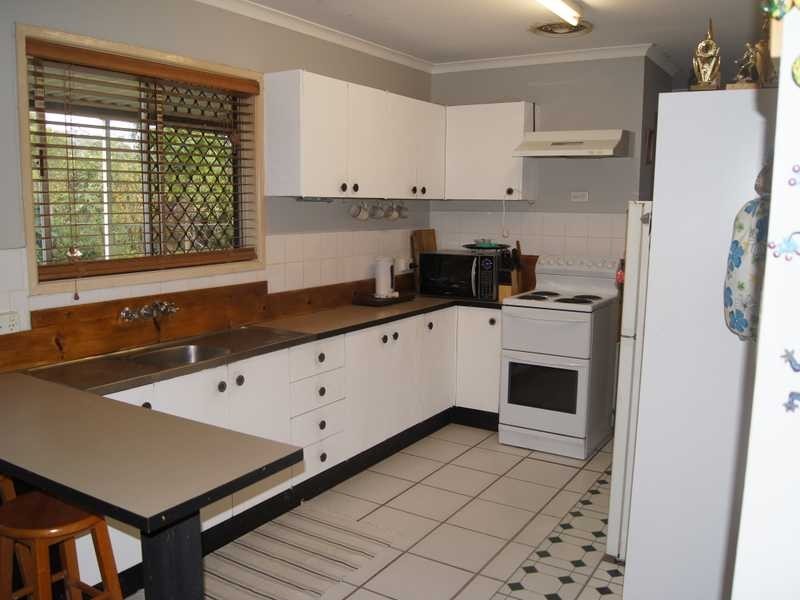 42 Dublin Drive, Eagleby QLD 4207