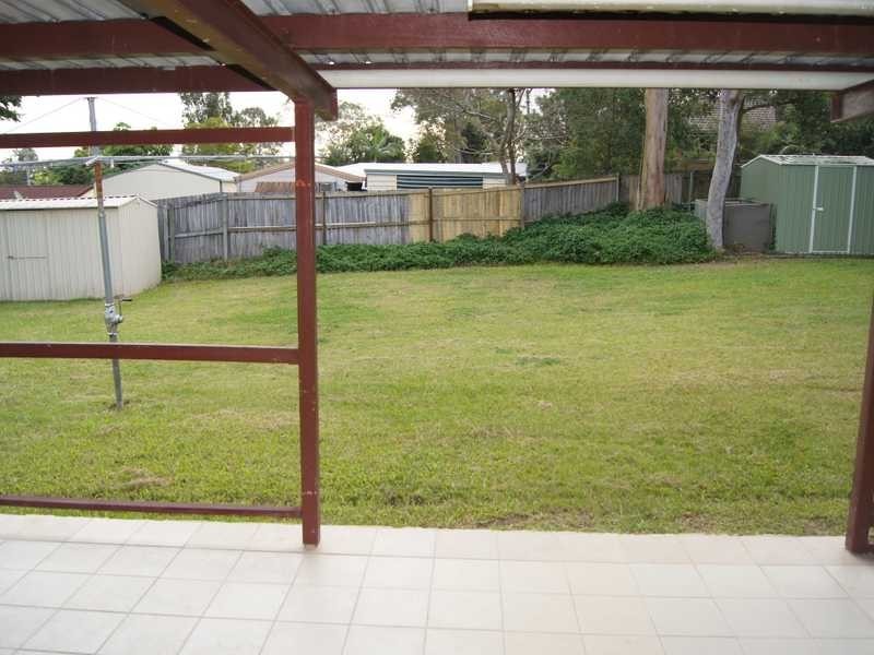 6 Trailwood Crescent, Eagleby QLD 4207