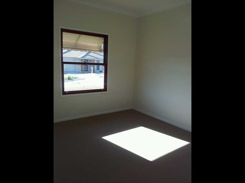 32 Frankland Avenue, Waterford QLD 4133