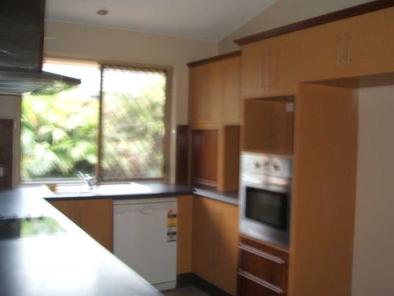 25 Susan Godfrey Drive, Windaroo QLD 4207