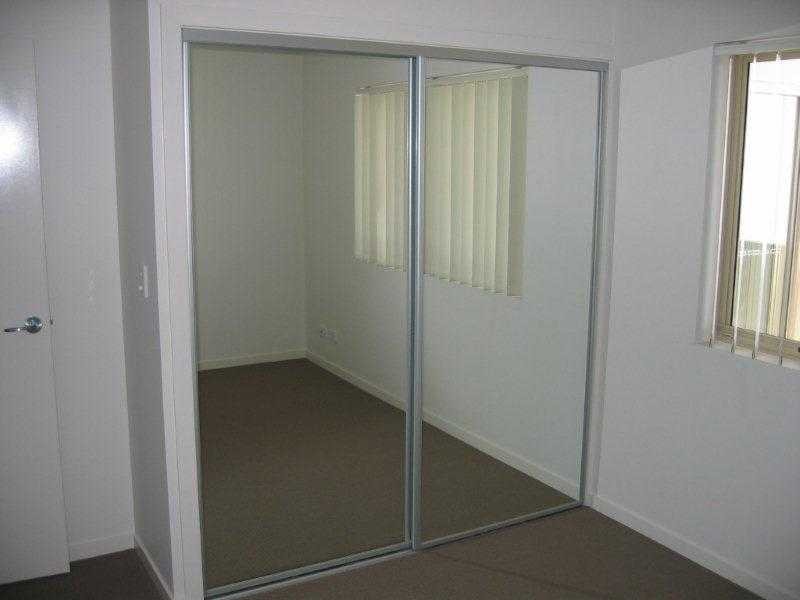 8/12-14 Hawthorne street, Beenleigh QLD 4207