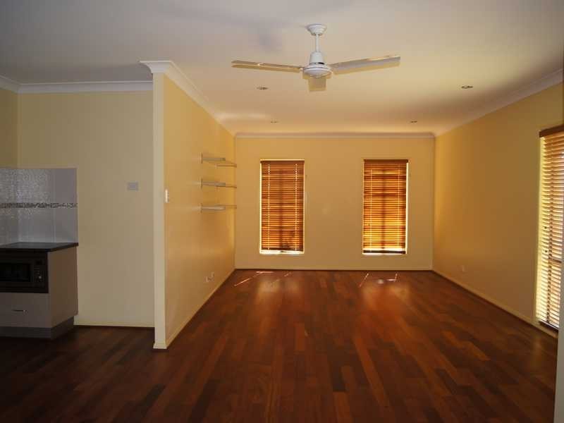 16 Easy Street, Loganholme QLD 4129