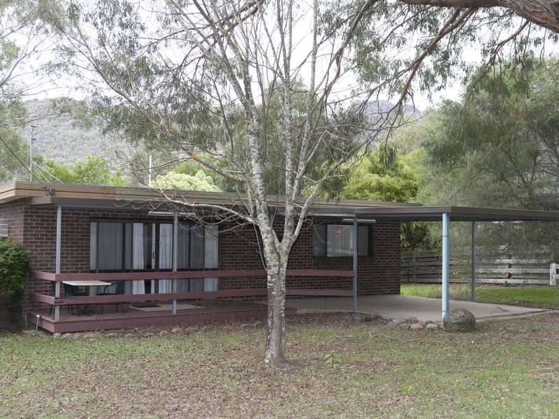 151 Grampians Road, Halls Gap VIC 3381