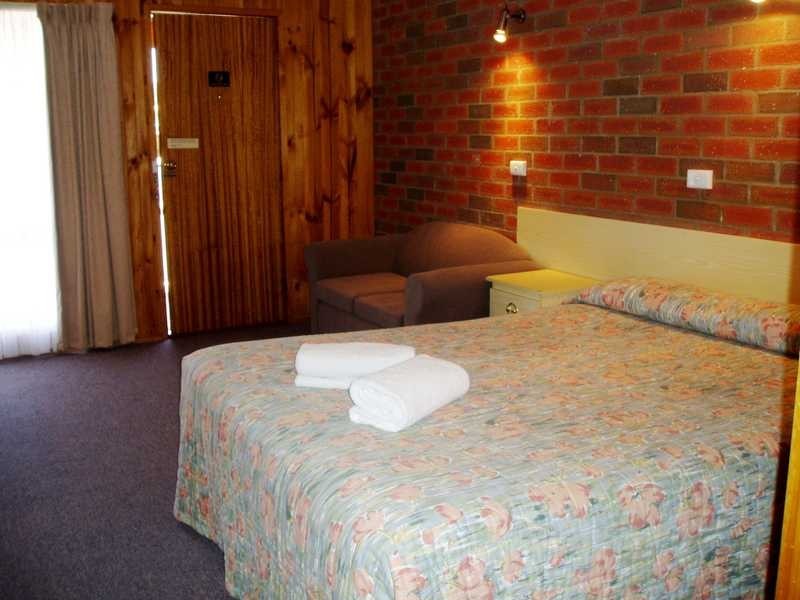 Country Road Motel, St Arnaud VIC 3478