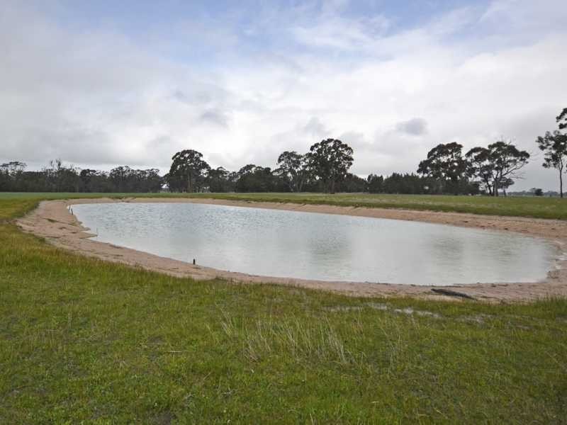 Hardinghams Road, Bungalally VIC 3401