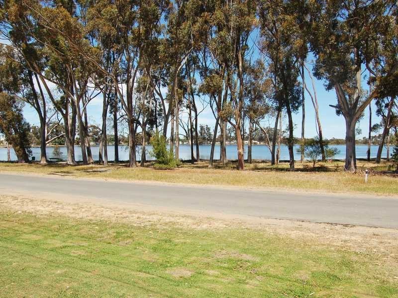 42 Breen Street, Murtoa VIC 3390