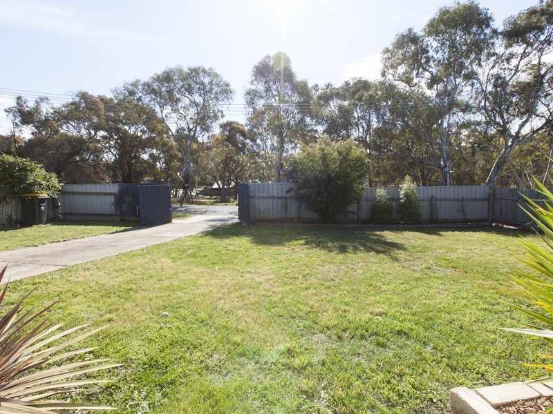 19 Kneebone Street, Ararat VIC 3377