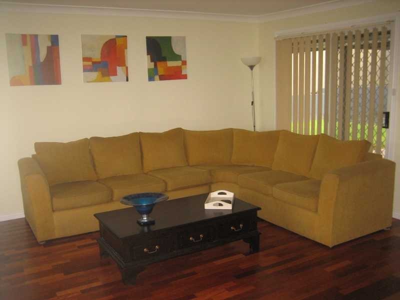 Edensor Park NSW 2176