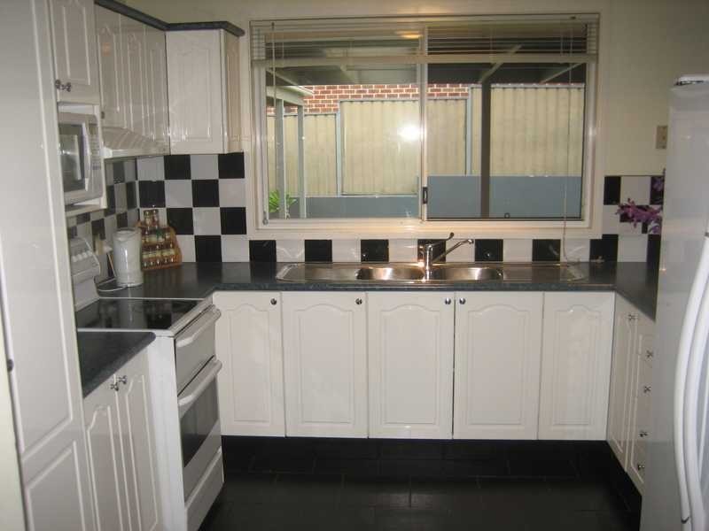 Edensor Park NSW 2176