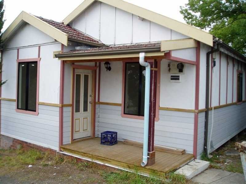 58 HAWKSVIEW STREET, Guildford NSW 2161