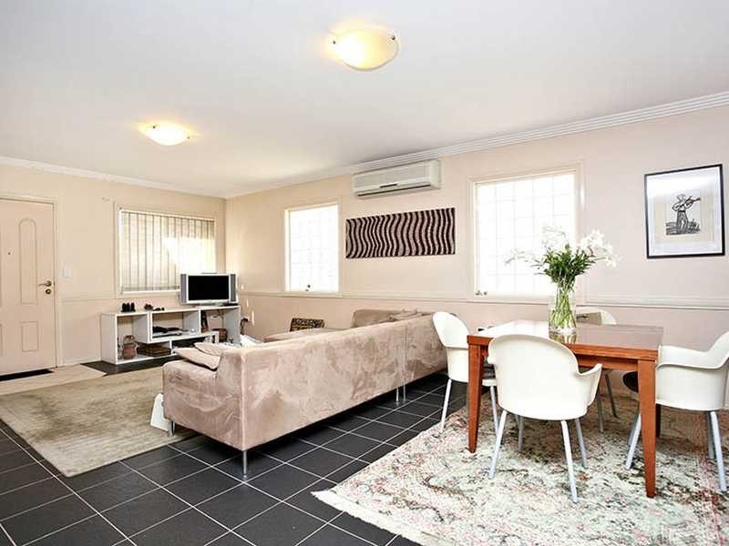 2/196-198 BURNETT STREET, Mays Hill NSW 2145