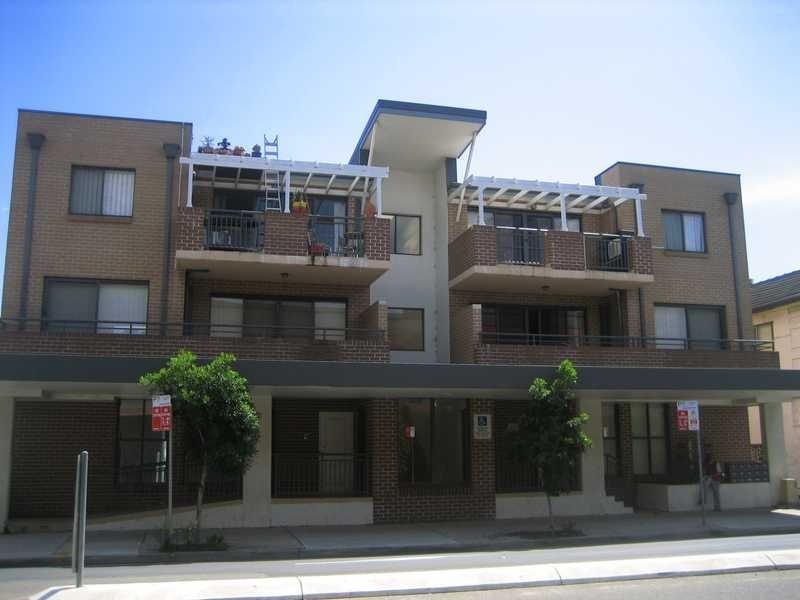 Unit 1/5-7 CORNELIA ROAD, Toongabbie NSW 2146