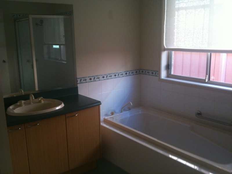 14 WINSLOW AVENUE, Stanhope Gardens NSW 2768