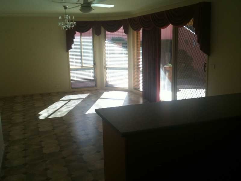 14 WINSLOW AVENUE, Stanhope Gardens NSW 2768