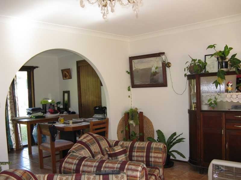 10 Coonawarra Court, Ocean Shores NSW 2483