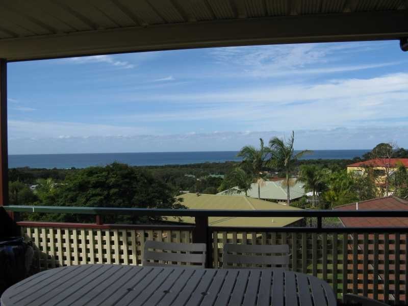 34 Warrambool Road, Ocean Shores NSW 2483