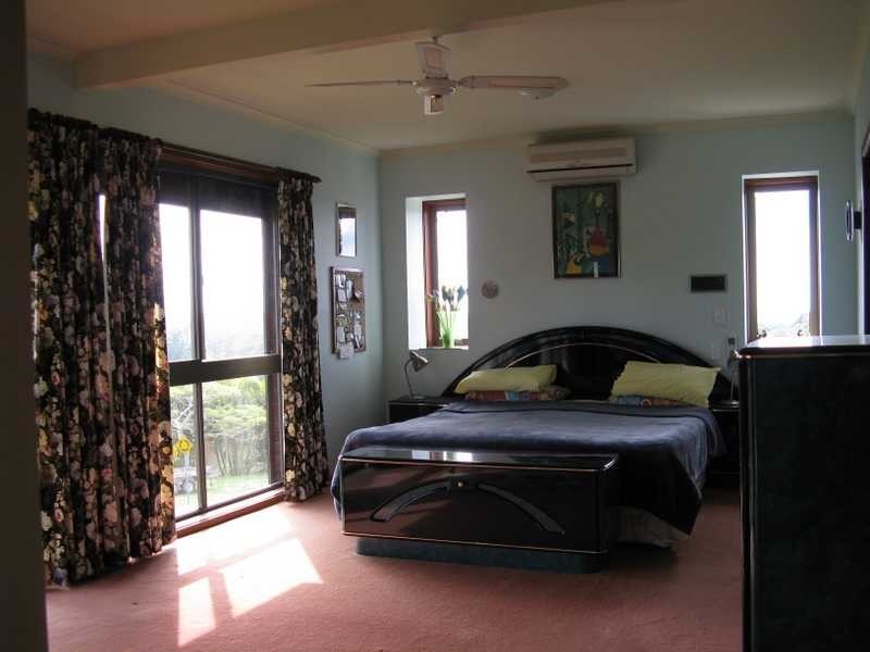 34 Warrambool Road, Ocean Shores NSW 2483