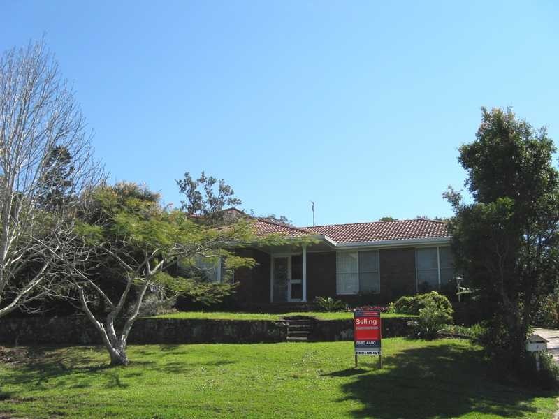 2 Goondooloo Drive, Ocean Shores NSW 2483