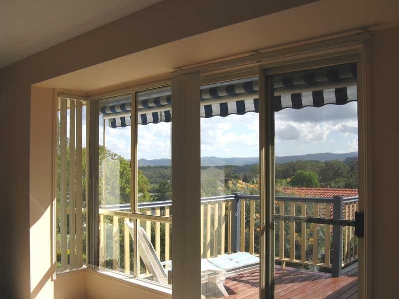 9 Warrambool Road, Ocean Shores NSW 2483