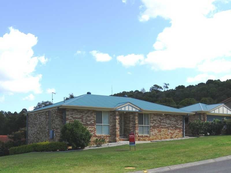 9 Warrambool Road, Ocean Shores NSW 2483