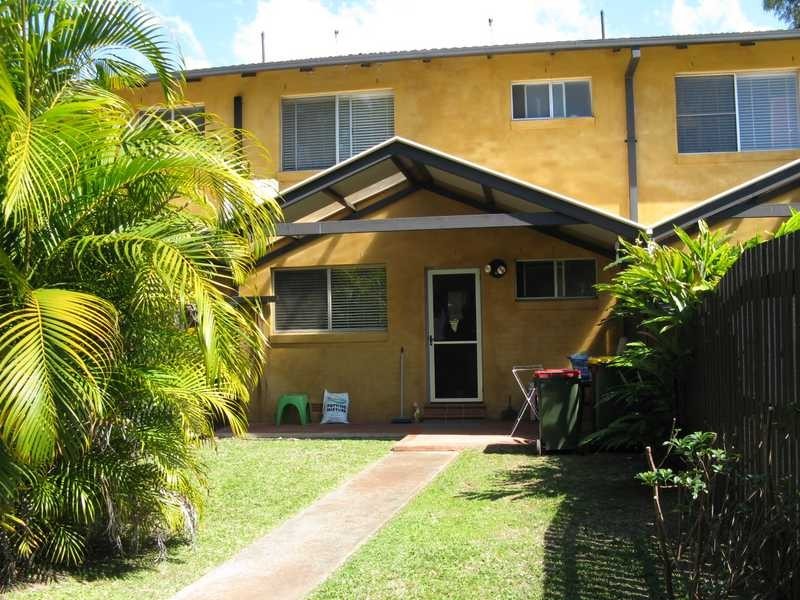 Unit 3/90 Rajah Road, Ocean Shores NSW 2483