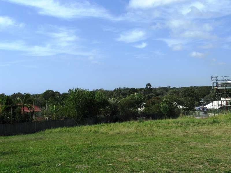 12 Palmer Avenue, Ocean Shores NSW 2483