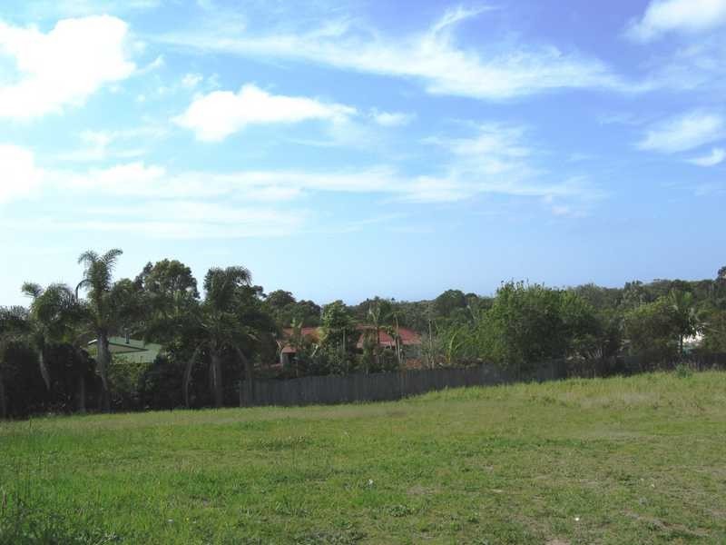 12 Palmer Avenue, Ocean Shores NSW 2483