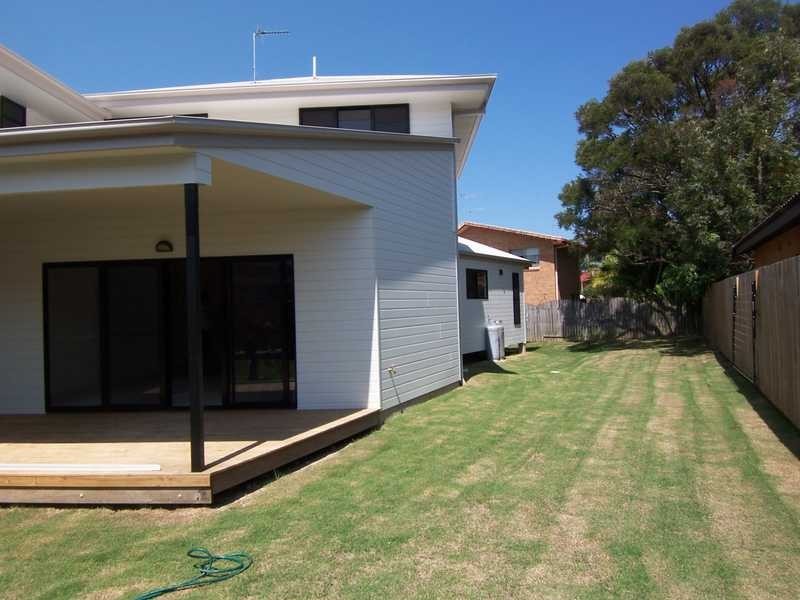 3 Bindaree Way, Ocean Shores NSW 2483