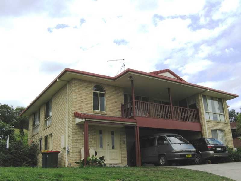 4 Goondooloo Drive, Ocean Shores NSW 2483