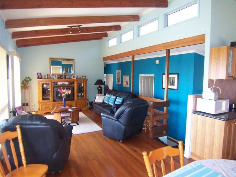 10 Warrambool Road, Ocean Shores NSW 2483