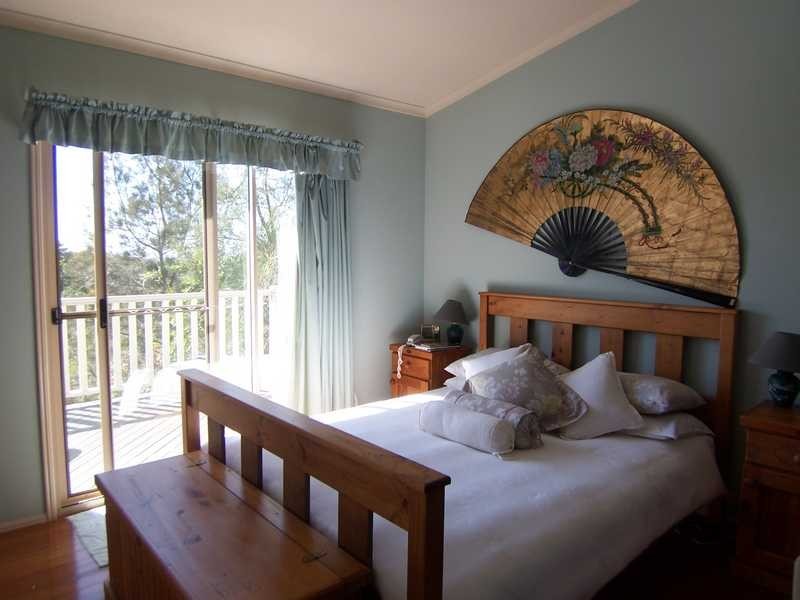 10 Warrambool Road, Ocean Shores NSW 2483