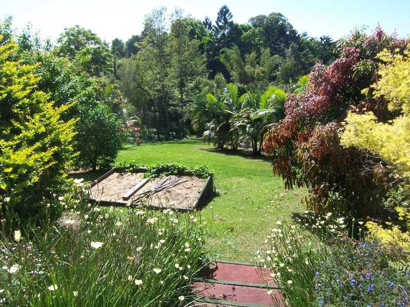 10 Warrambool Road, Ocean Shores NSW 2483