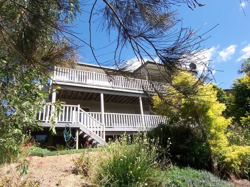 10 Warrambool Road, Ocean Shores NSW 2483